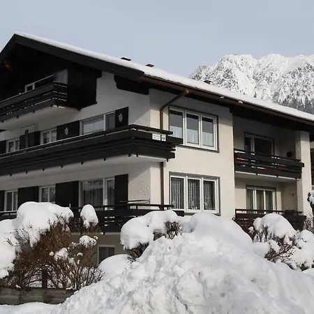 Landhaus Deiser Ferienwohnung In Der Poststrasse Oberstdorf
