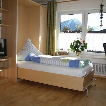 Landhaus Deiser Ferienwohnung In Der Poststrasse