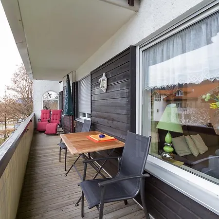 Daire Landhaus Deiser Ferienwohnung In Der Poststrasse Oberstdorf